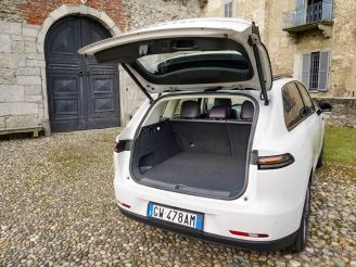 36c0f916-905c-4b6a-865a-ec69b65c05ad