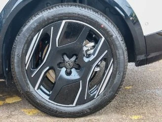 4f08e369-d10d-4bbc-979c-0f30b4afabc6