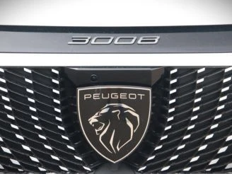 8aa28dcb-0516-41bb-9424-f1200532386e