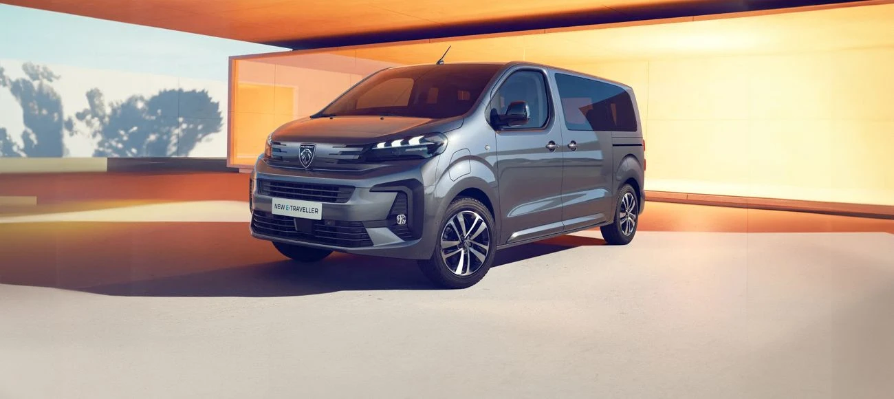 PEUGEOT unveils the New E-Traveller for zero-emission mobility
